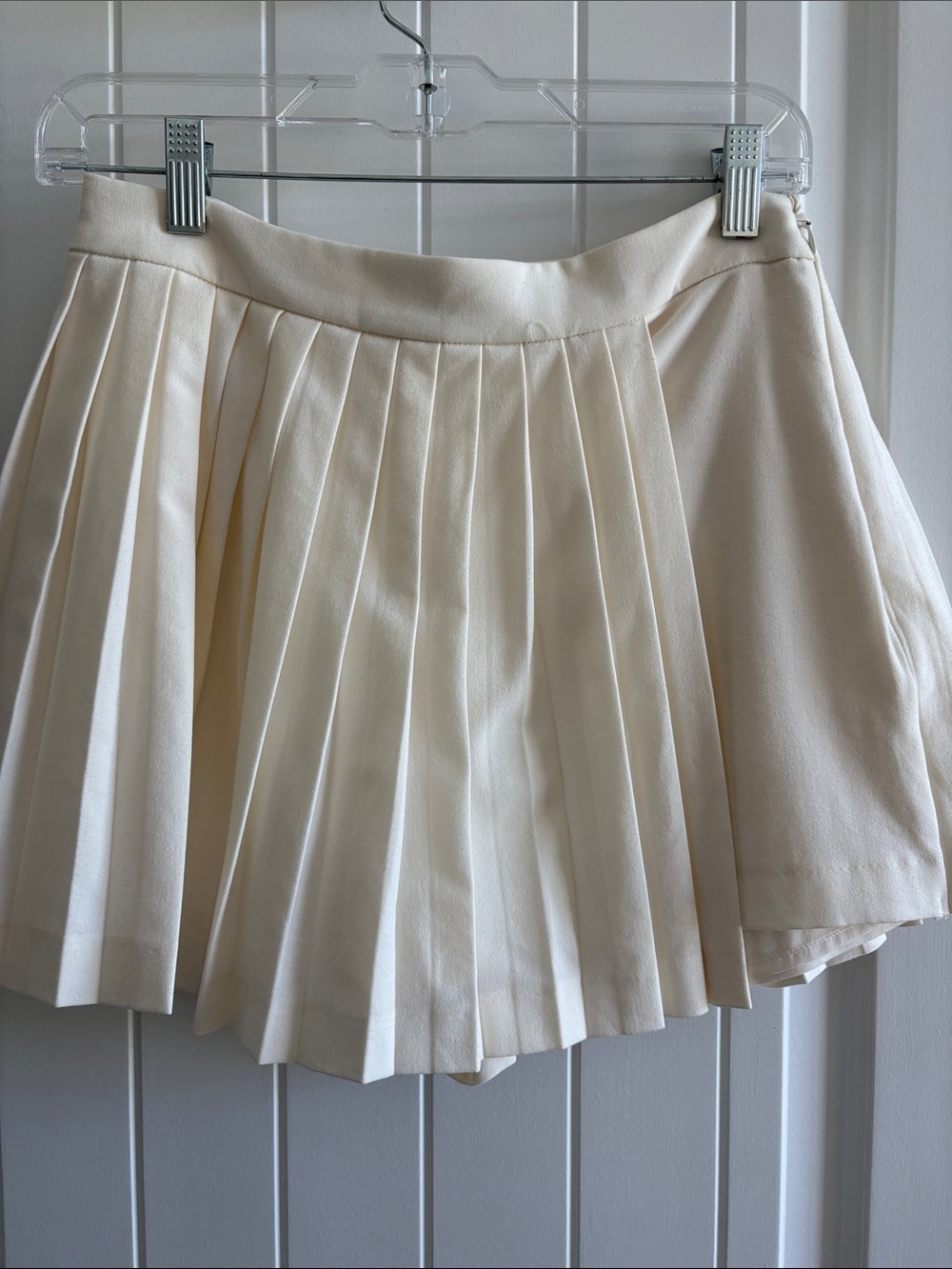 Abercrombie& Fitch Skort small